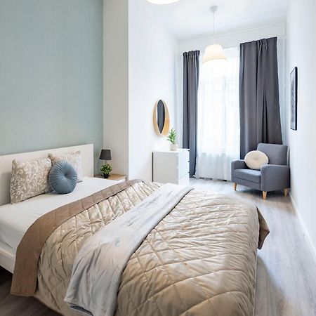Super Central Cozy Apartment Next To The Budapest Eye Buitenkant foto